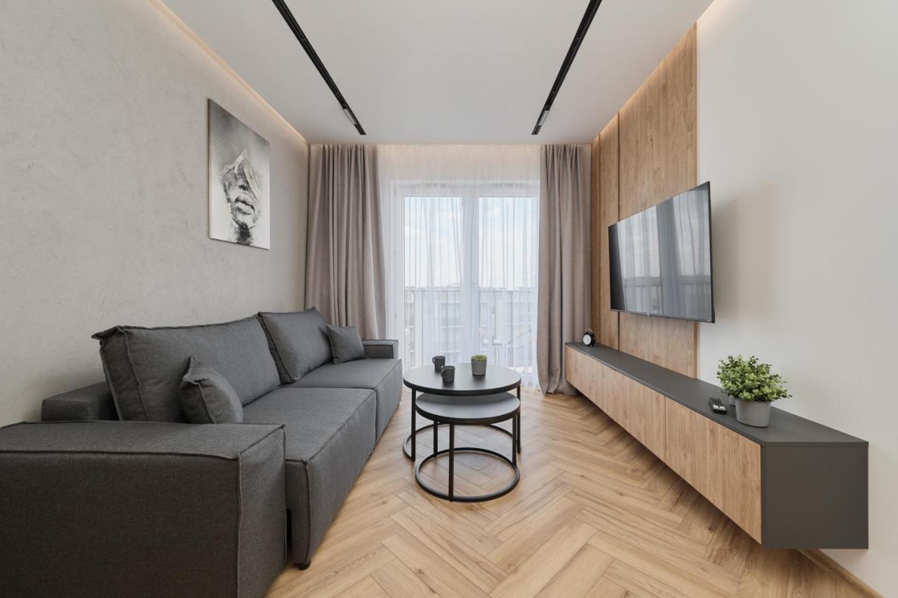 Exclusive Apartment With Balcony & Parking Wroclaw By Renters Prestige Eksteriør billede